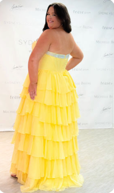 Sydneys Closet TE2611 Size 16 Canary