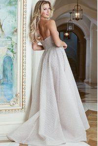 Jovani 45788 Size 4 White