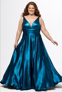 Sydneys Closet SC7453 size 22 Electric Blue